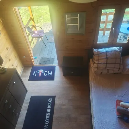 بيت للعطل Letniskowe 30m2 نوفي فاربنو